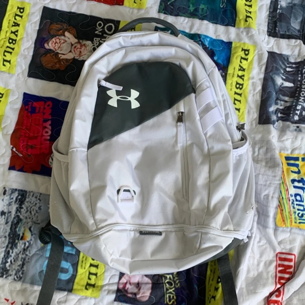UNDER ARMOUR BACKPACK